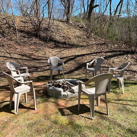 Serenity Views Comfort - Close To City & Parkway! Weaverville Luaran gambar