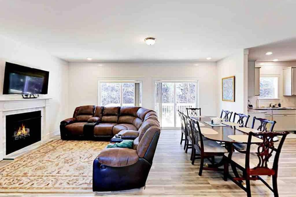 Serenity Views Comfort - Close To City & Parkway! Weaverville Luaran gambar