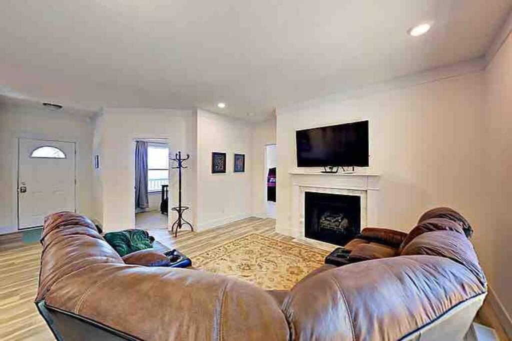 Serenity Views Comfort - Close To City & Parkway! Weaverville Luaran gambar