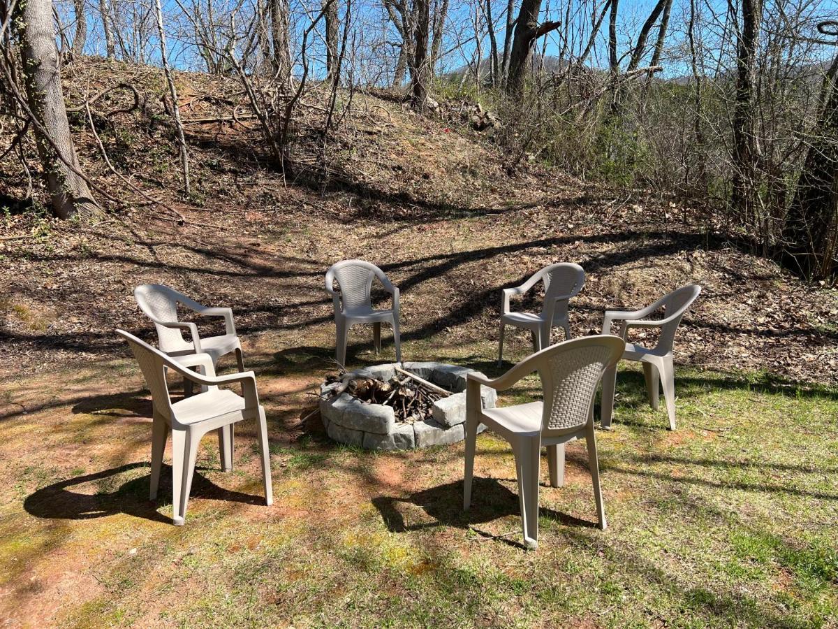 Serenity Views Comfort - Close To City & Parkway! Weaverville Luaran gambar